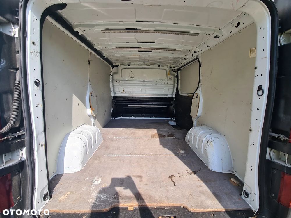 Opel Vivaro - 6