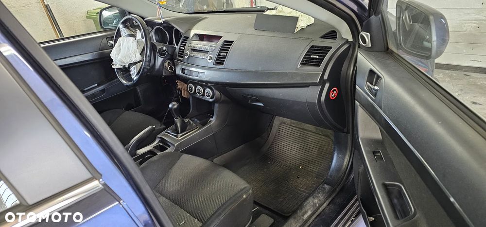 Mitsubishi Lancer 1.8 Intense - 7