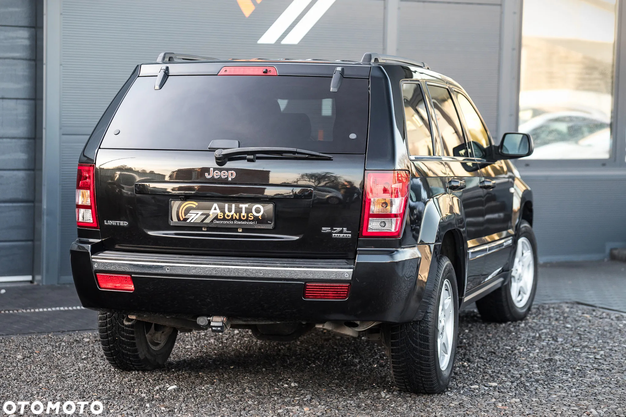 Jeep Grand Cherokee - 8