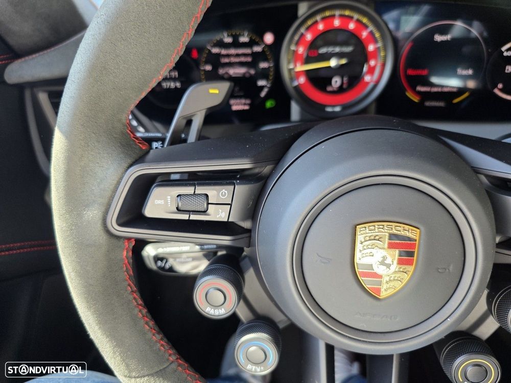 Porsche 911 (992) - 28