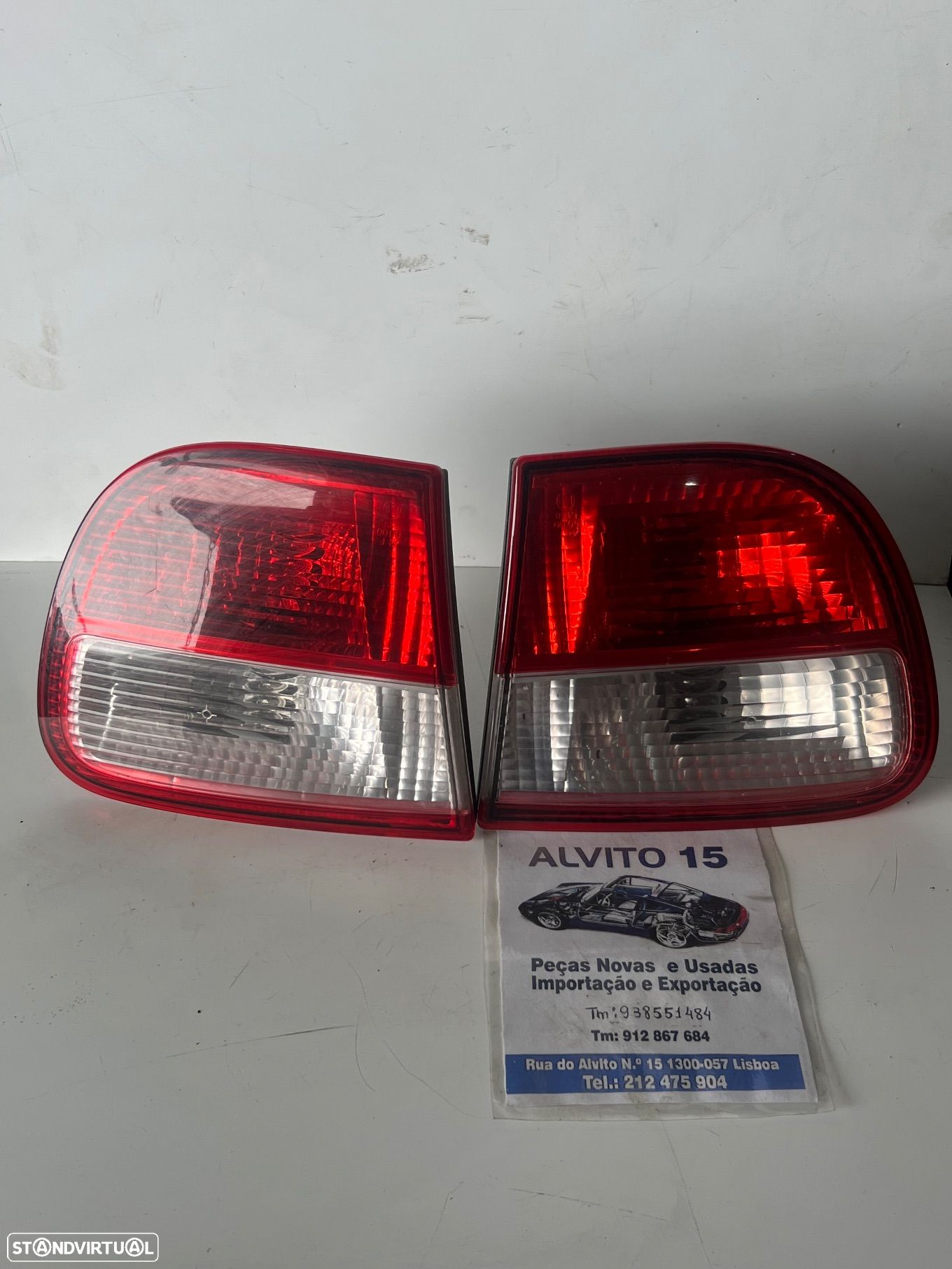 Farolins tampa mala Seat Leon 2001 esquerdo/direito - 1
