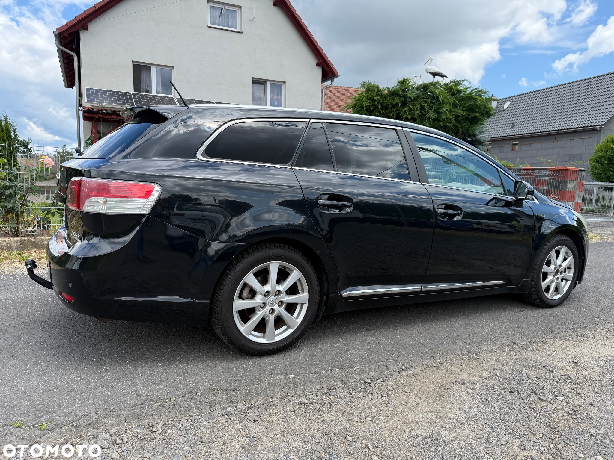 Toyota Avensis 2.2 D-4D Executive - 5