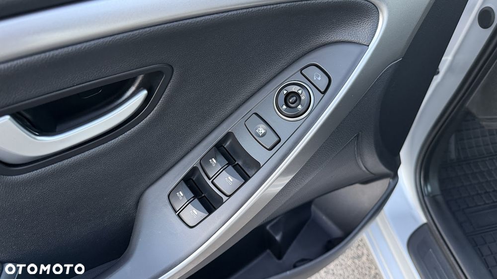 Hyundai i30 1.4 Base - 14