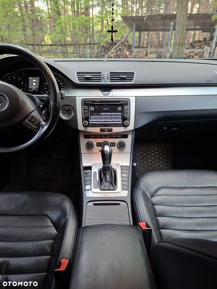 Volkswagen Passat 1.4 TSI BMT Highline DSG - 14