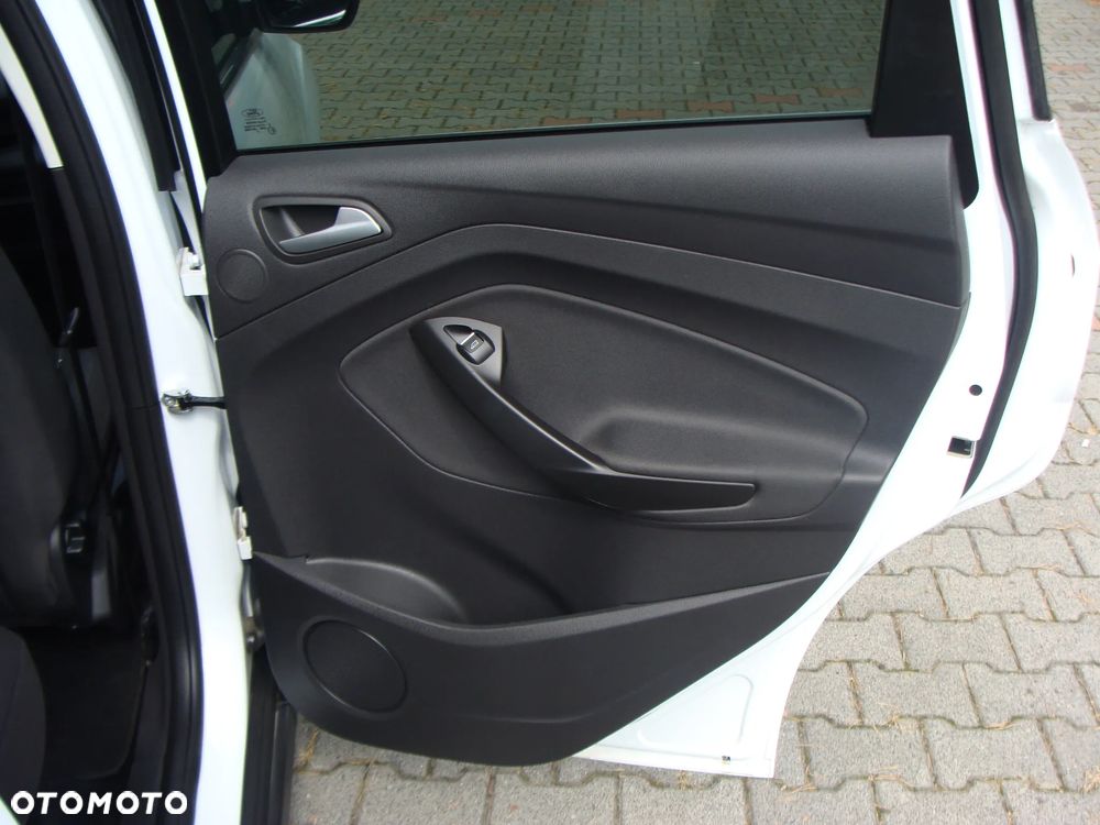 Ford C-MAX 1.5 EcoBoost Start-Stop-System Titanium - 16