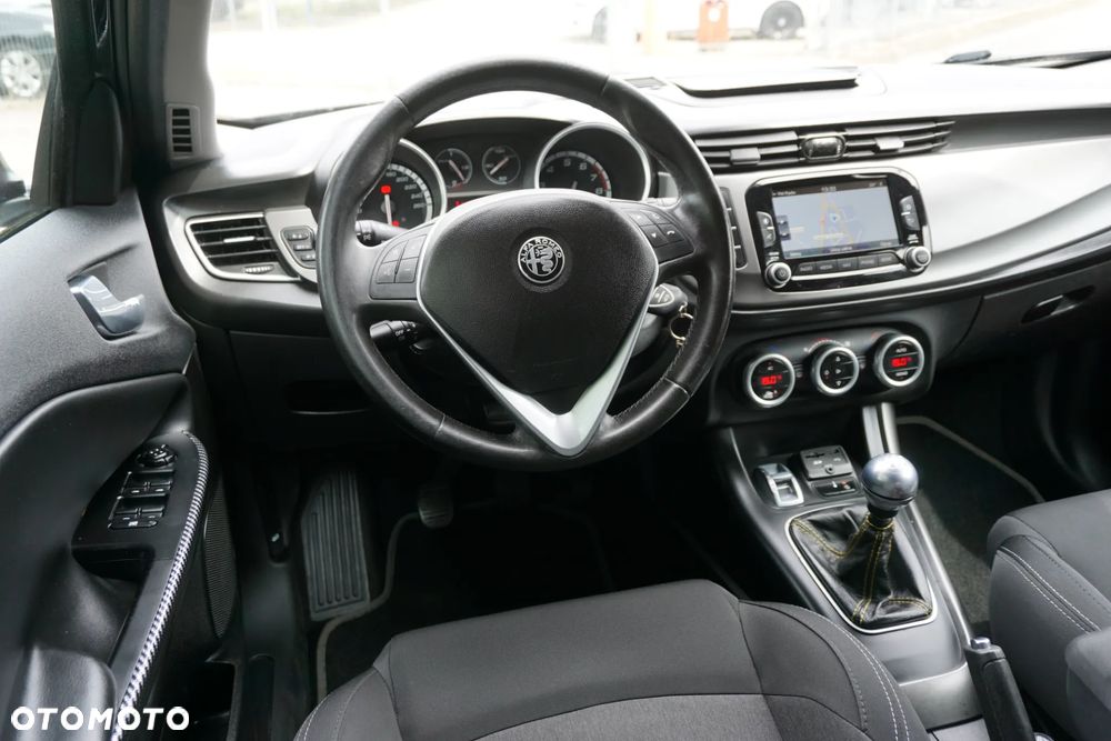 Alfa Romeo Giulietta 1.4 TB 16V Impression - 12