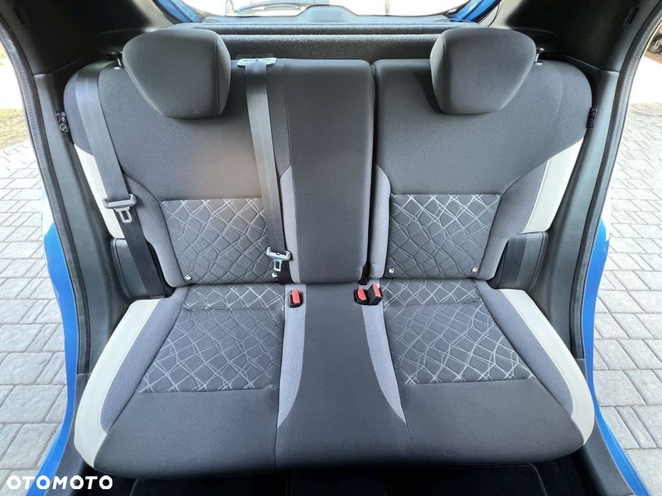 Nissan Micra 1.0 Acenta - 10