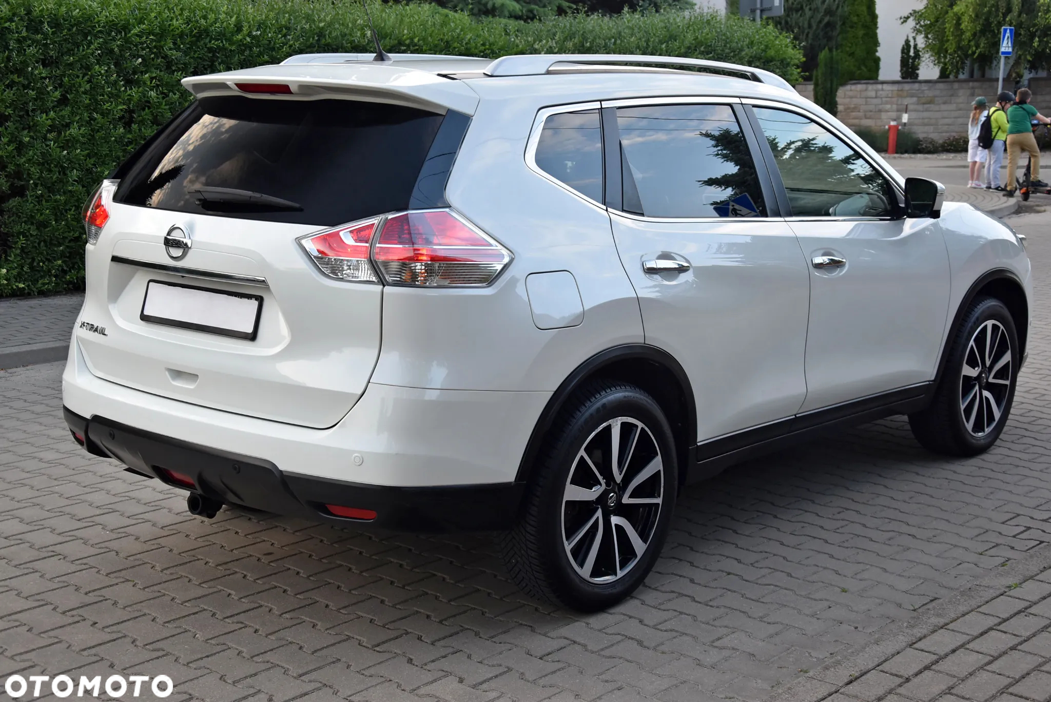 Nissan X-Trail 1.6 DCi Tekna 2WD Xtronic 7os - 12