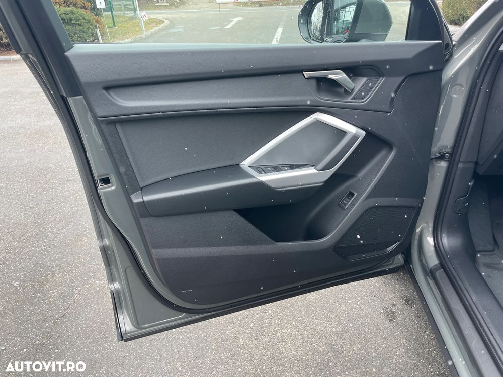 Audi Q3 2.0 35 TDI S tronic Basic - 10