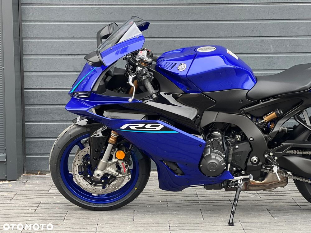 Yamaha R9 - 23