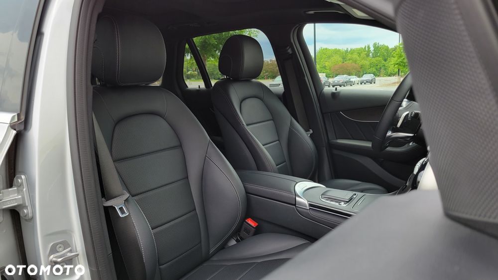 Mercedes-Benz GLC 300 4Matic 9G-TRONIC - 31