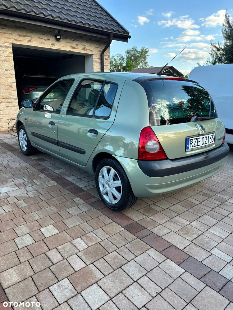 Renault Clio 1.2i RT 16V - 5