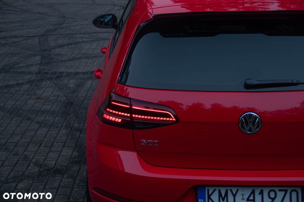 Volkswagen Golf 2.0 TSI BMT GTI Performance DSG - 9