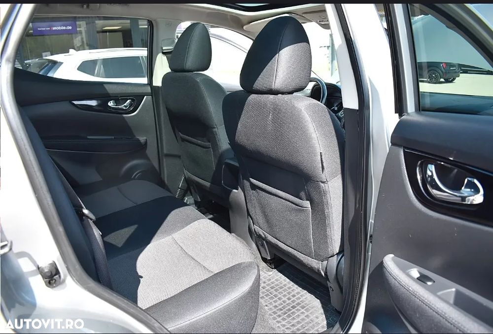 Nissan Qashqai 1.6 DCI N-Connecta - 25