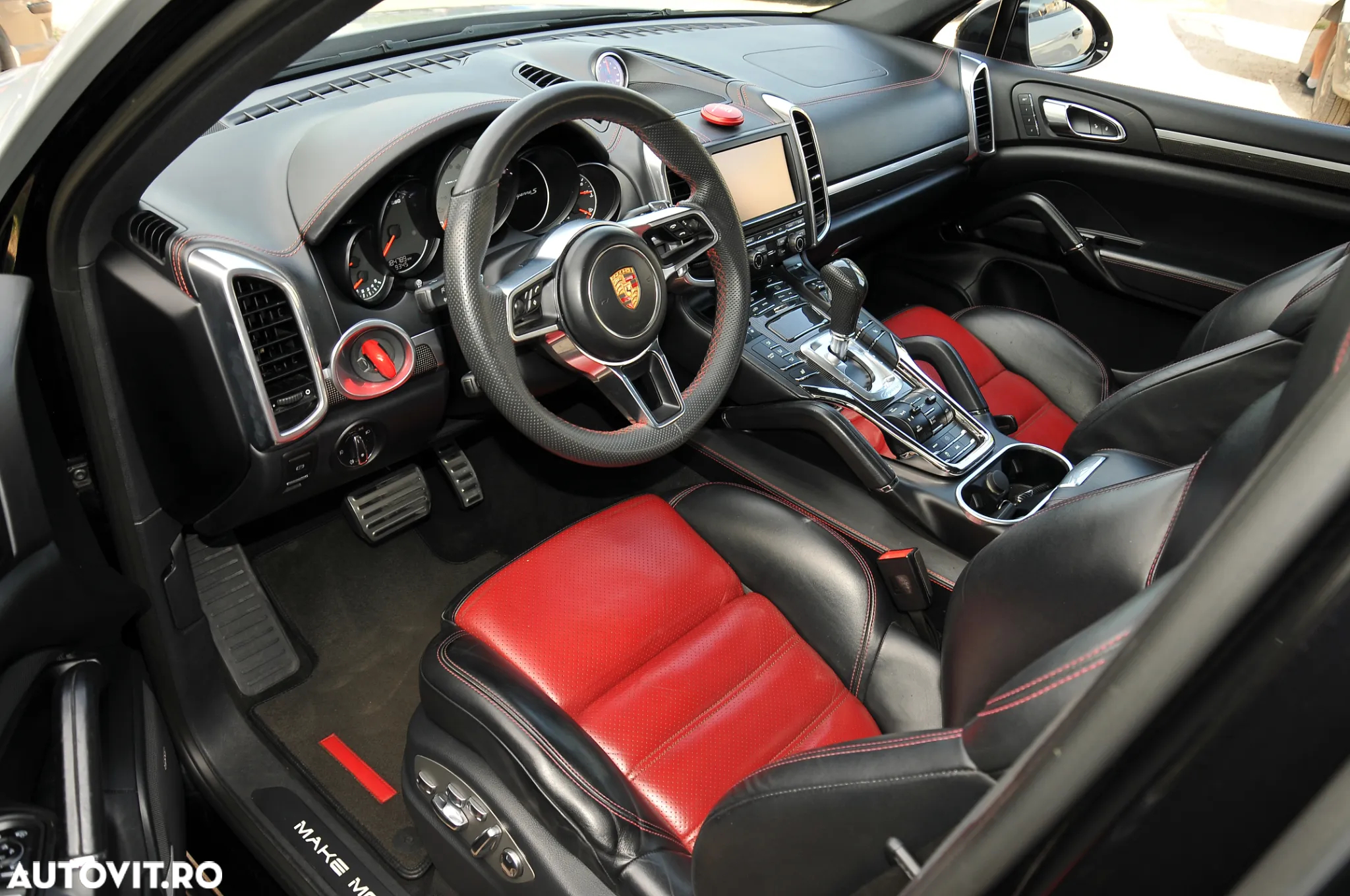 Porsche Cayenne S Diesel Platinum Edition - 25