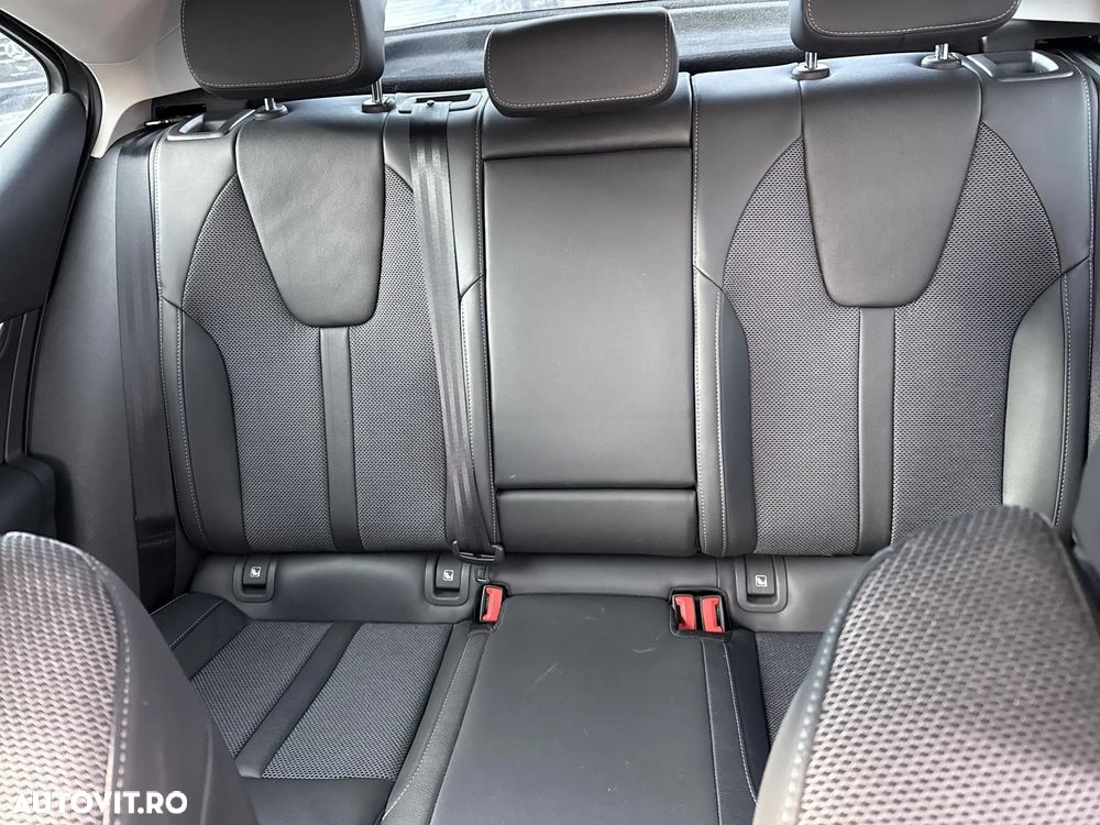 Skoda Octavia 1.5 TSI DSG MHEV Style - 24