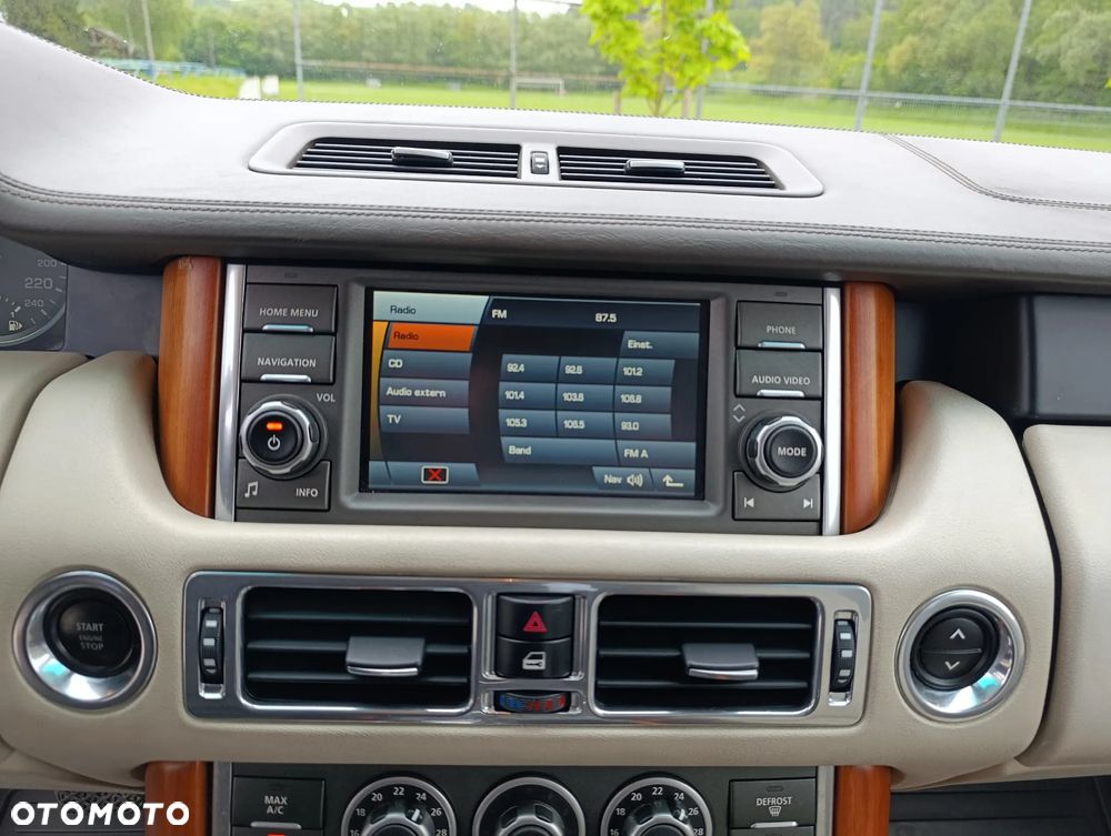 Land Rover Range Rover 3.6TD V8 Vogue - 23
