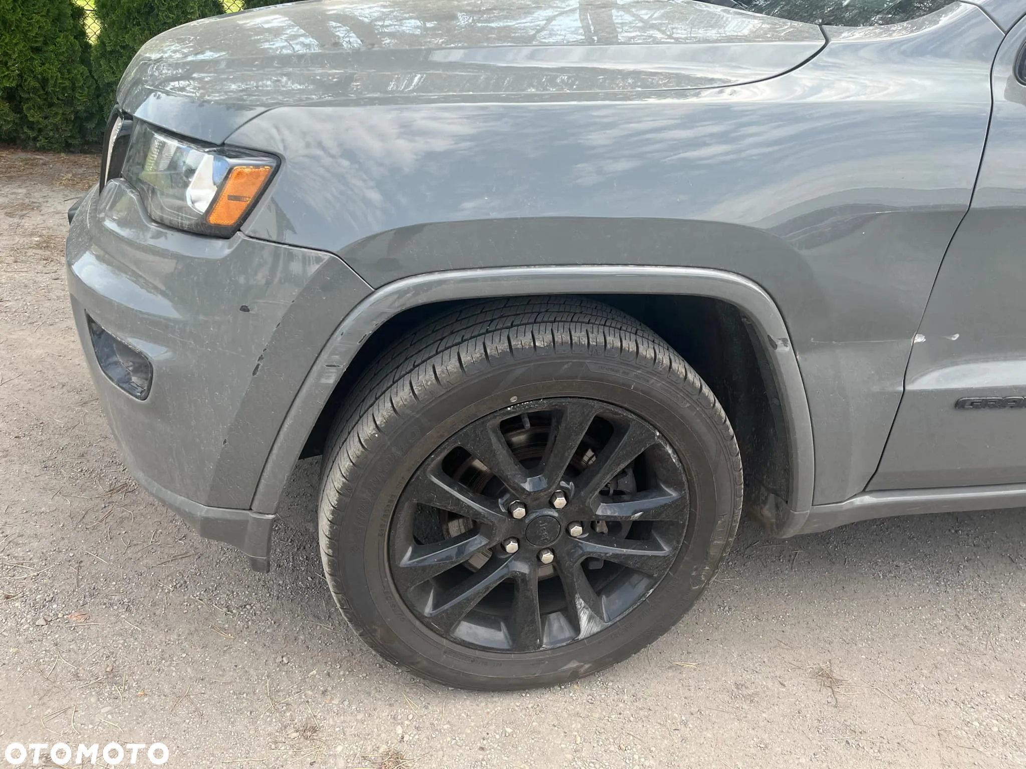 Jeep Grand Cherokee - 9