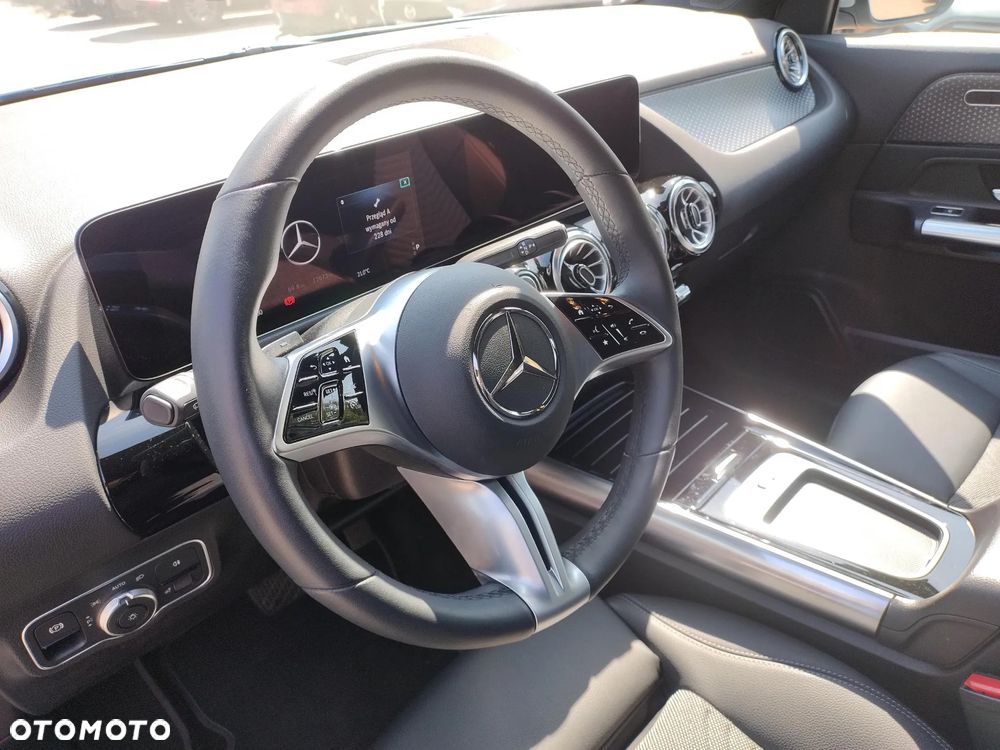 Mercedes-Benz GLA 200 Progressive - 10
