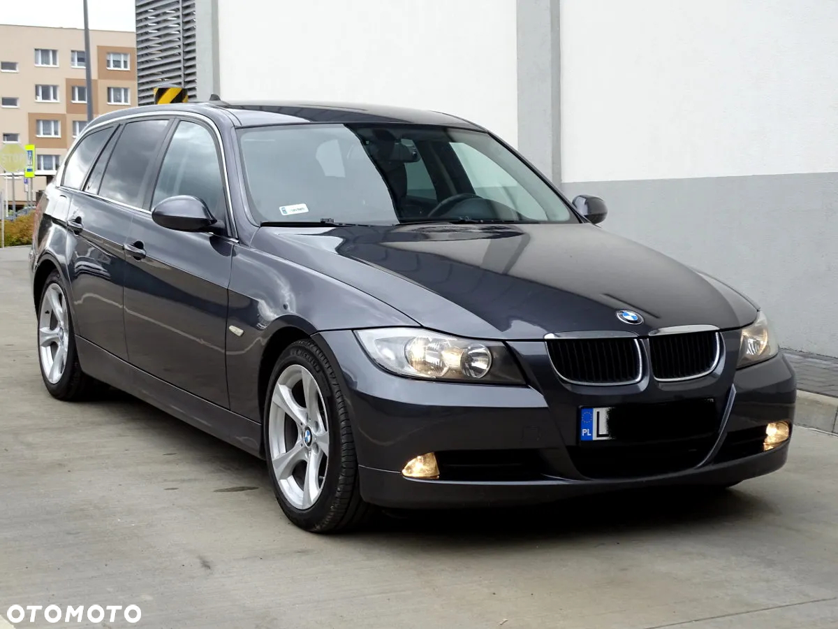 BMW Seria 3 330xd DPF Touring - 3