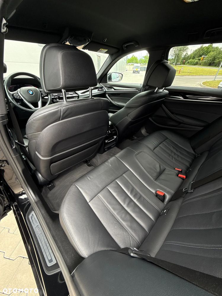 BMW Seria 5 520d Luxury Line sport - 13