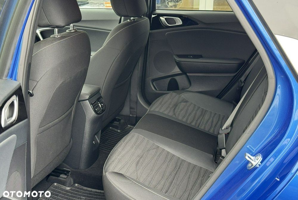 Kia ProCeed 1.5 T-GDI GT Line - 11