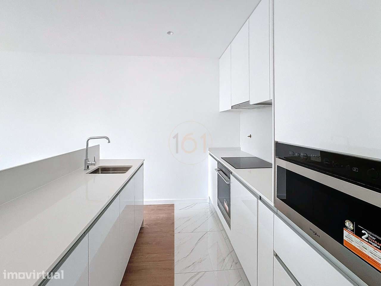 Apartamento T1 na zona da Constituição com duas frentes para arrendame - Grande imagem: 4/20
