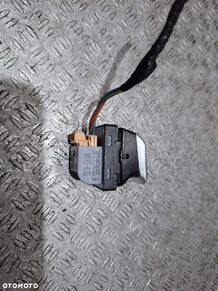 Przełącznik szyby drzwi Audi A4 B8 lift 2013 rok  nr 8K0959855B - 2