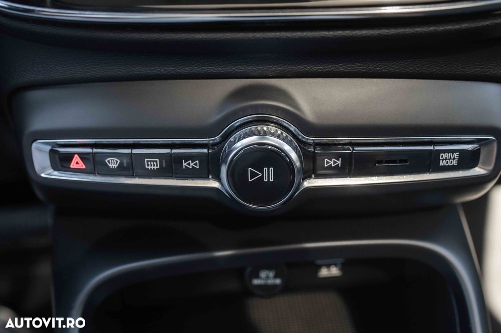 Volvo XC 40 T4 Recharge DKG Inscription Expression - 34
