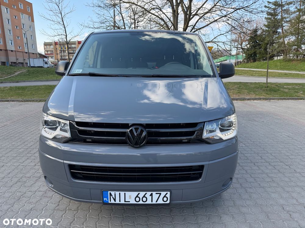 Volkswagen Transporter - 1