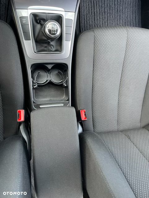 Volkswagen Passat Variant - 20