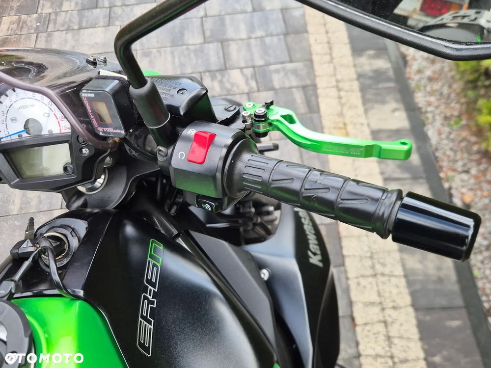 Kawasaki ER - 25