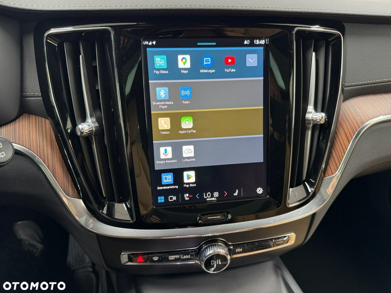 Volvo V60 Cross Country B5 B AWD Ultimate - 21