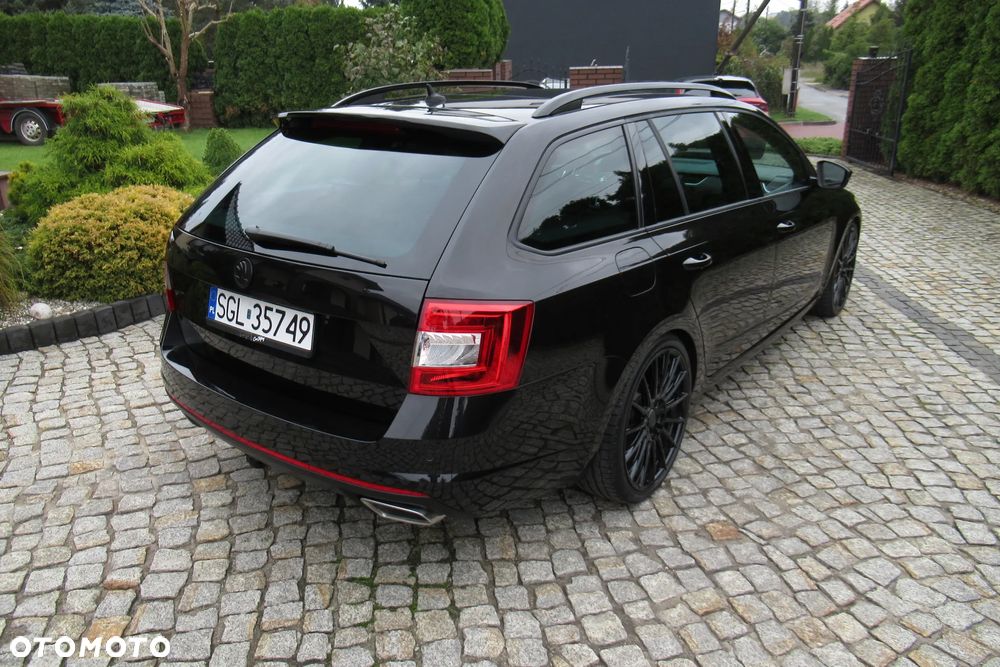 Skoda Octavia 2.0 TDI DSG RS - 4