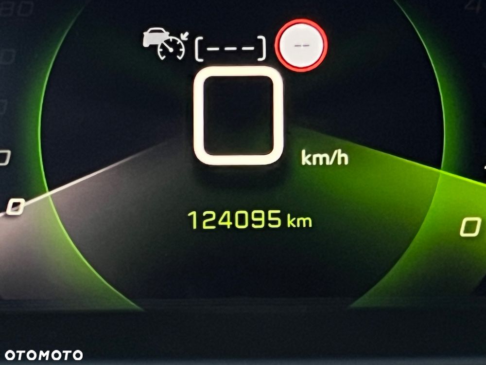 Peugeot 2008 1.5 BlueHDi Allure Pack S&S EAT8 - 14