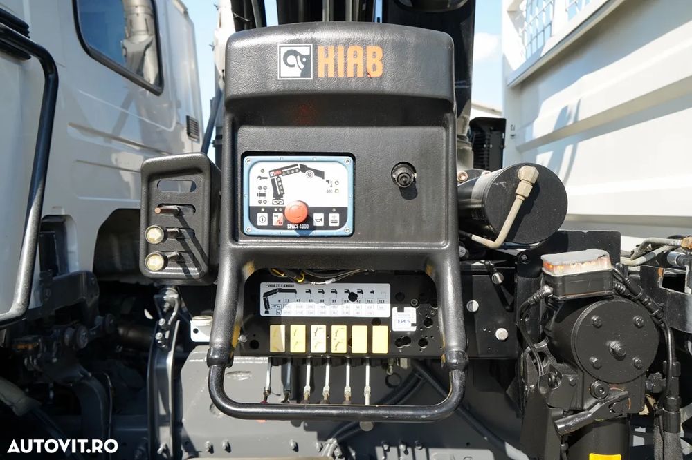 Scania P 410 / 6x4 / BASCULĂ - 6 M + HIAB XS 211 HDS / RADIOCOMANDĂ / EURO 6 / ROTARE / GRABĂ - 20