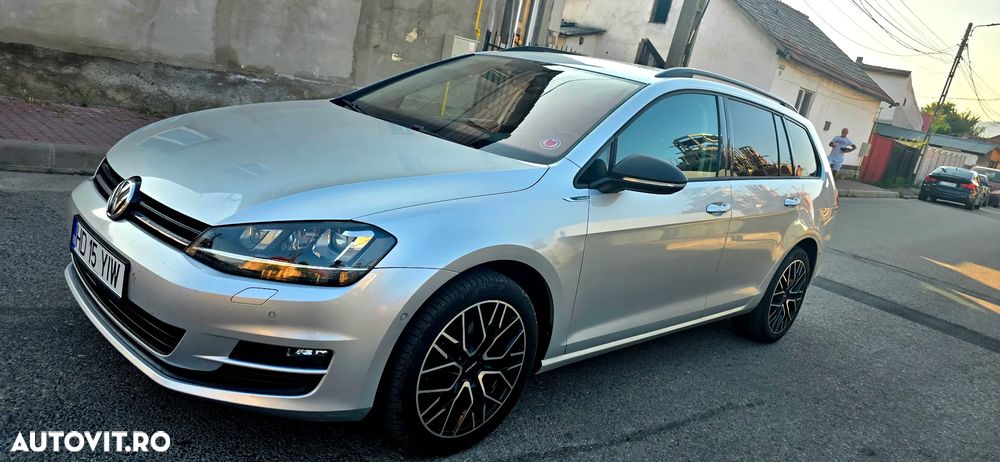 Volkswagen Golf 1.6 TDI DSG BMT Comfortline - 8