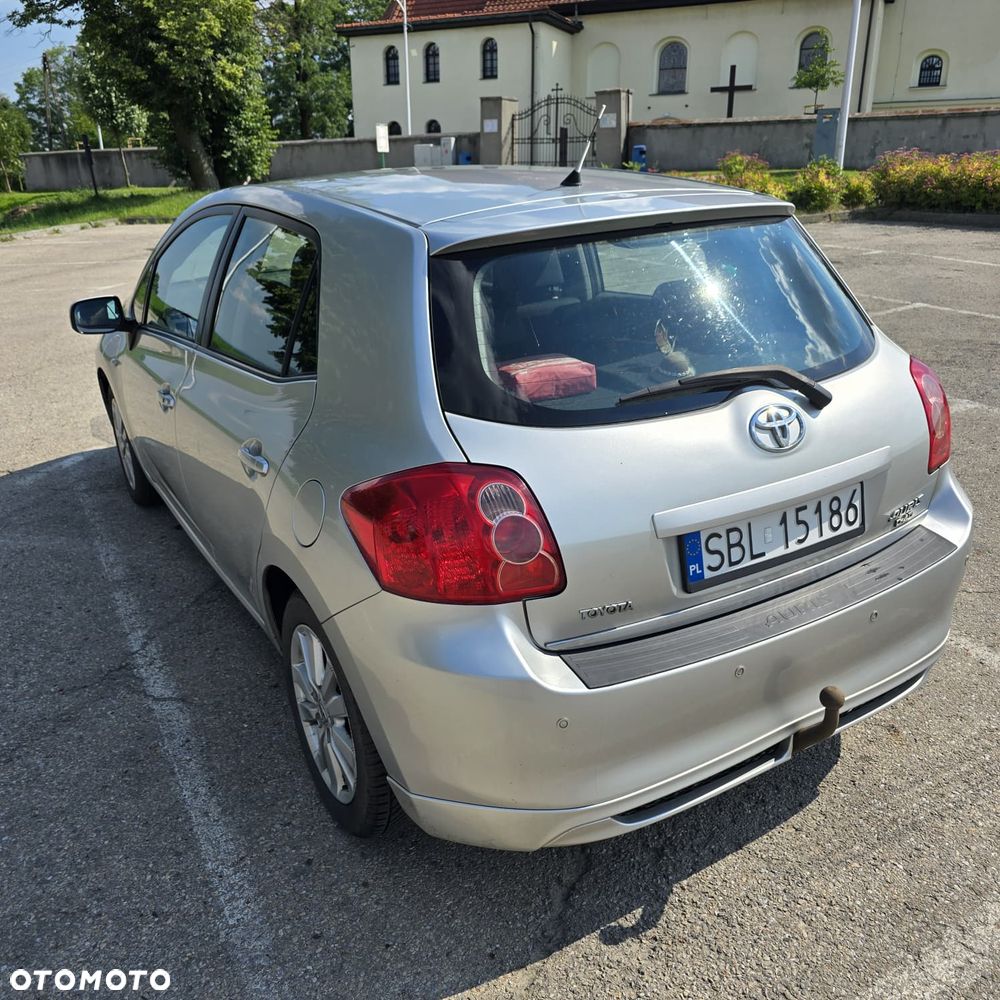 Toyota Auris 2.0 D-4D Premium - 3