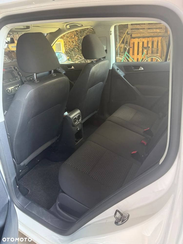 Volkswagen Tiguan - 10
