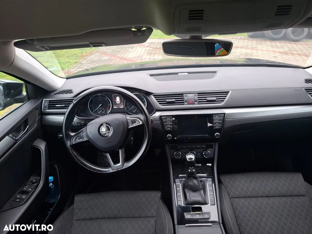 Skoda Superb 1.6 TDI Style - 8