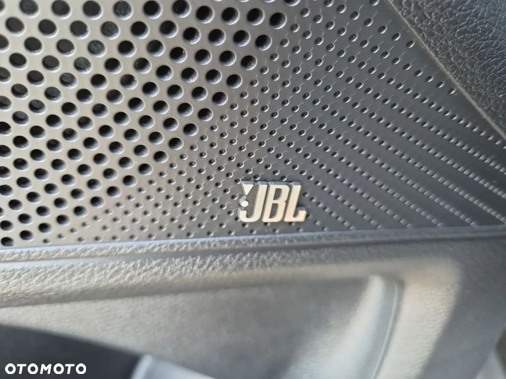 Kia XCeed 1.5 T-GDI Business Line DCT - 23