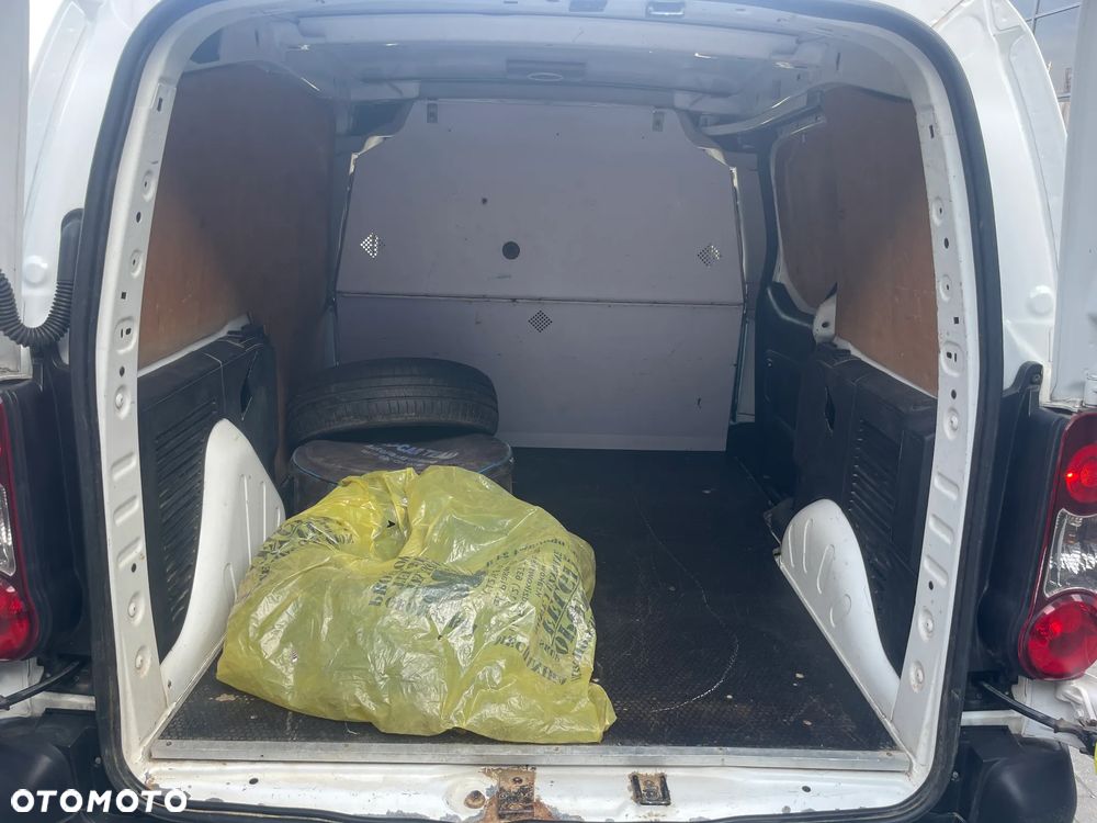 Citroën BERLINGO - 19