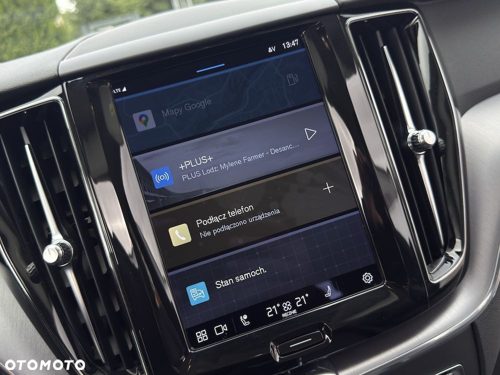 Volvo XC 60 B4 D AWD Geartronic Momentum Pro - 23