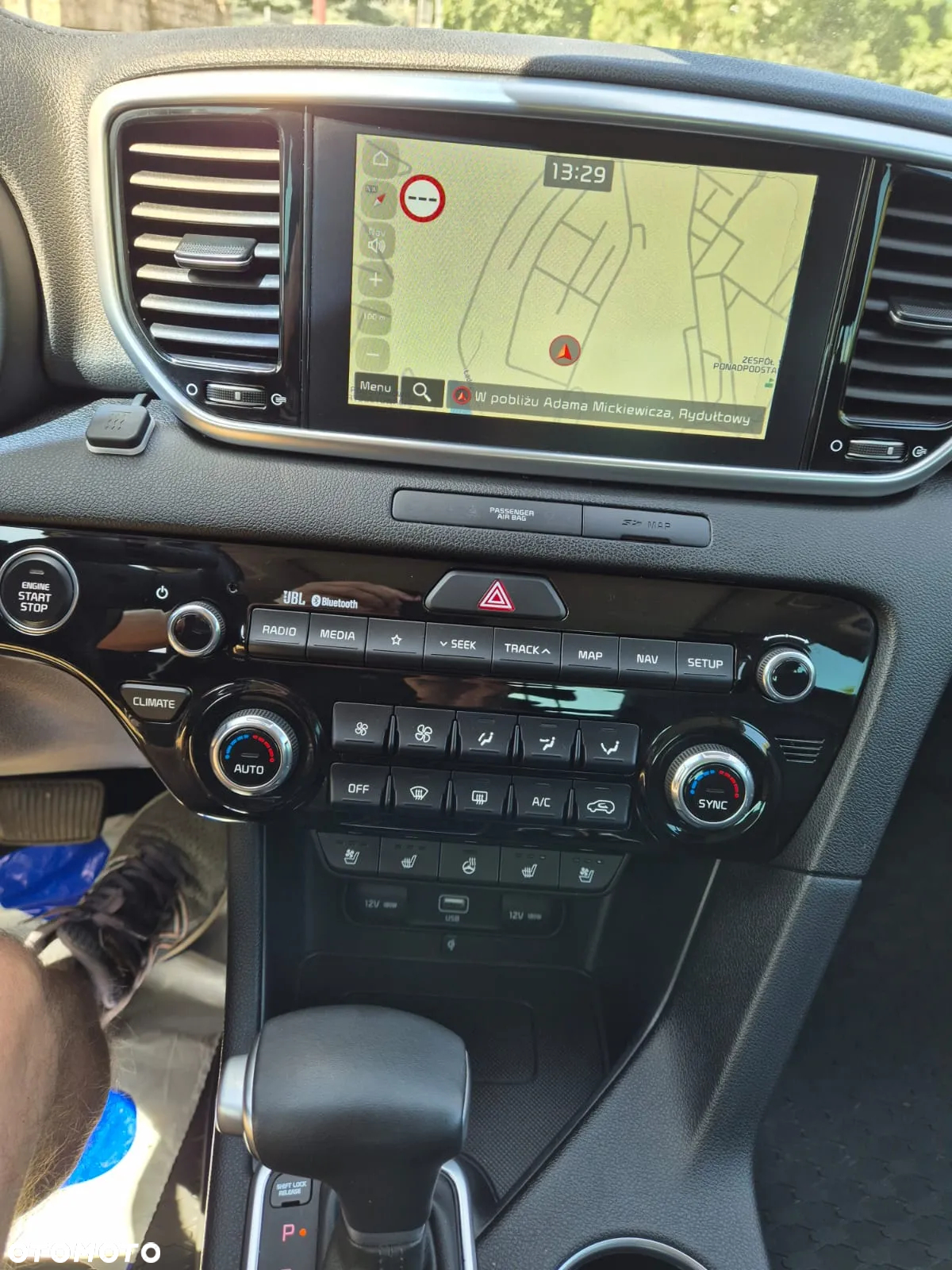 Kia Sportage 2,0 CRDI AWD GT Line - 32