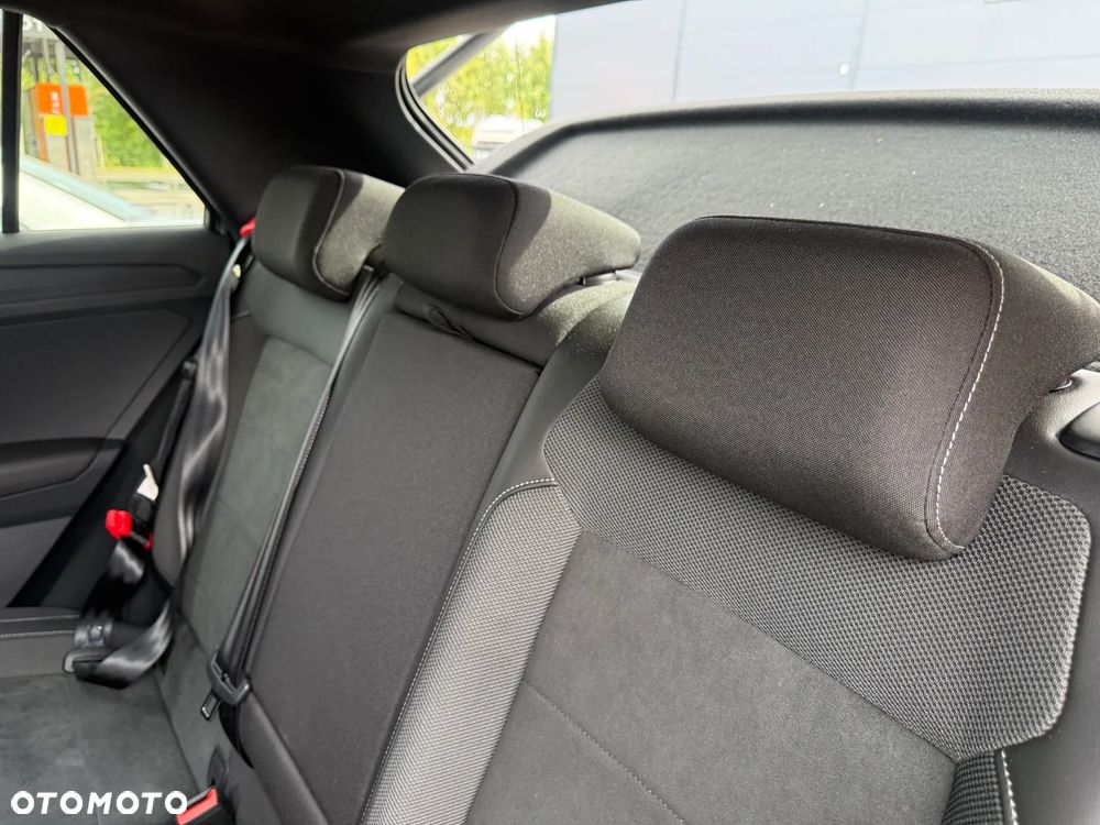 Volkswagen T-Roc 1.5 TSI R-Line DSG - 29