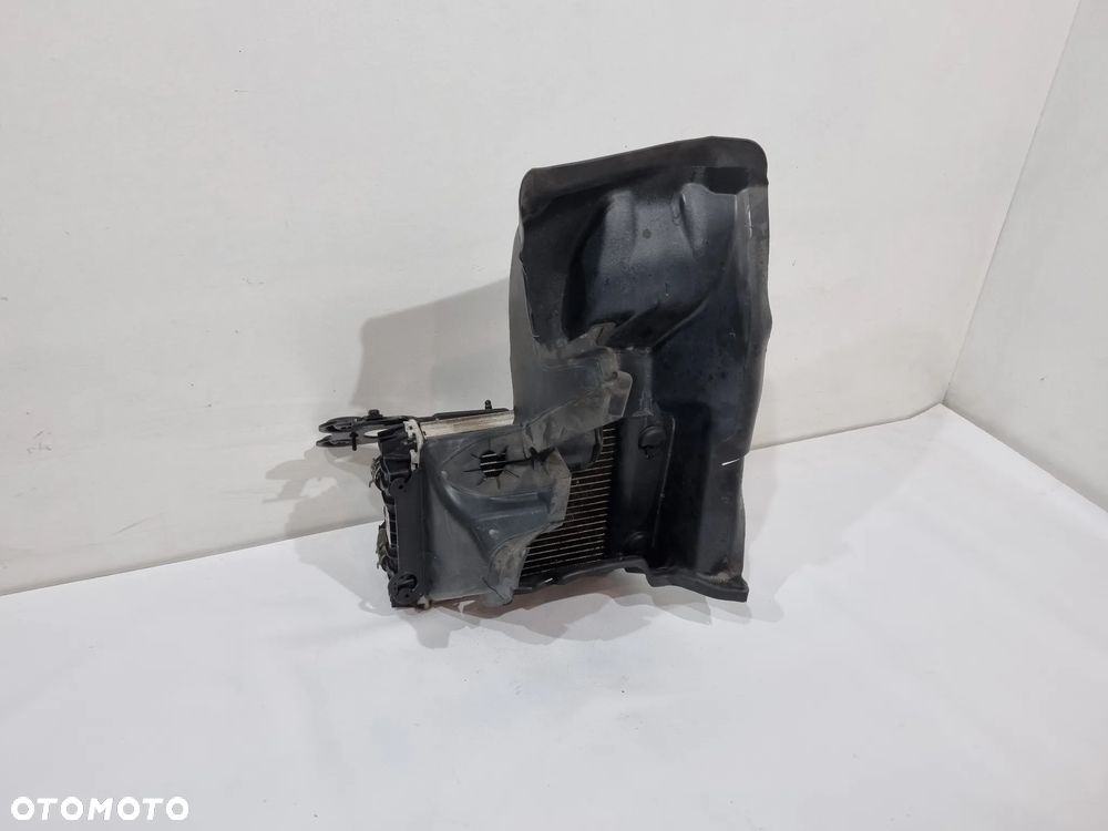 VW PASSAT B8 GOLF VII SEAT SKODA DODATKOWA CHŁODNICA WODY 5Q0121253J - 2