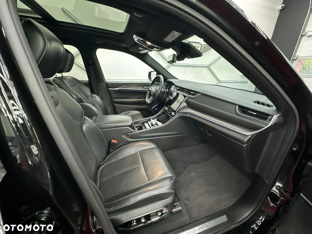 Jeep Grand Cherokee 5.7 V8 Overland - 37
