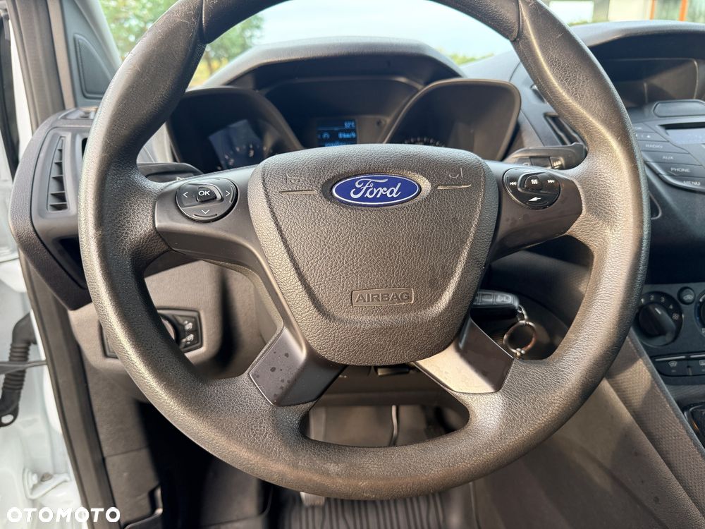 Ford Transit Connect - 22