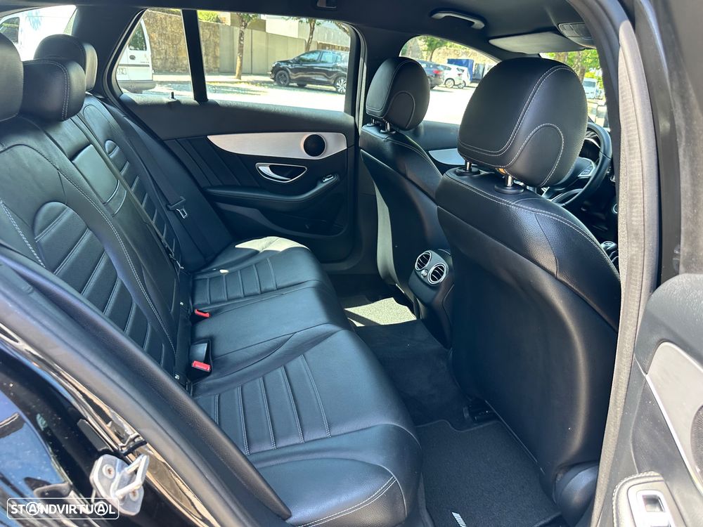 Mercedes-Benz C 220 d AMG Line - 38