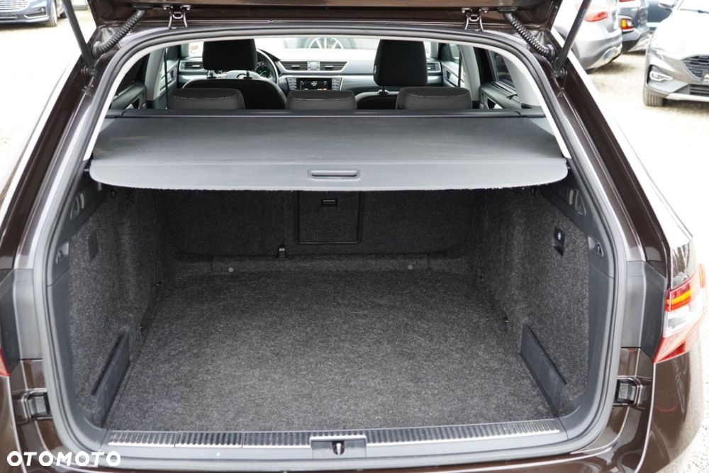 Skoda Superb - 28